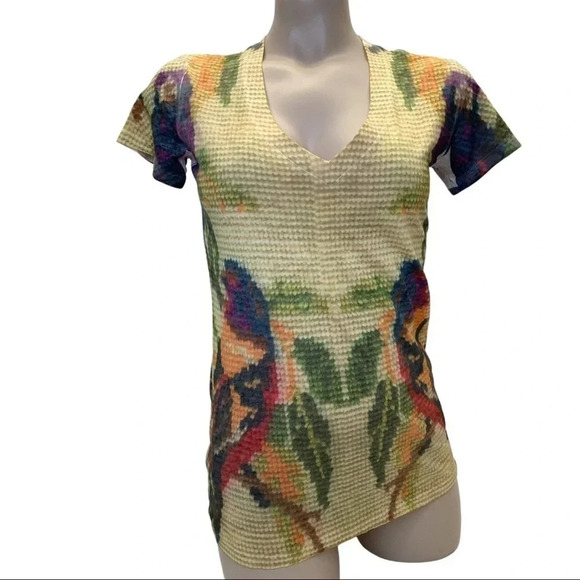 Yellow Sublimation Size Medium Parrot Printed Fitted V-Neck Tee. Made in USA New - Picture 1 of 3